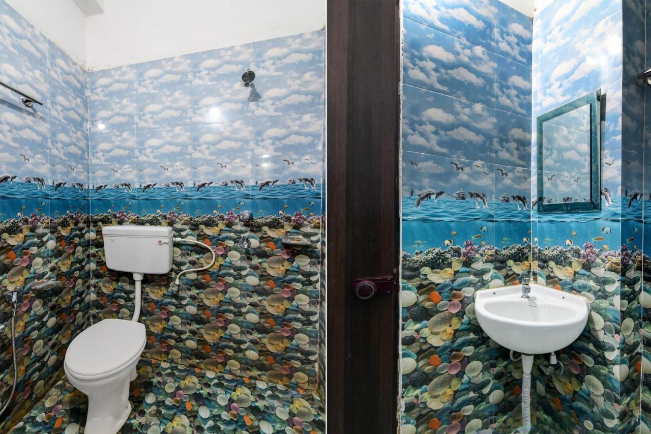 Spot On Ray Palace Hotel Пури Екстериор снимка